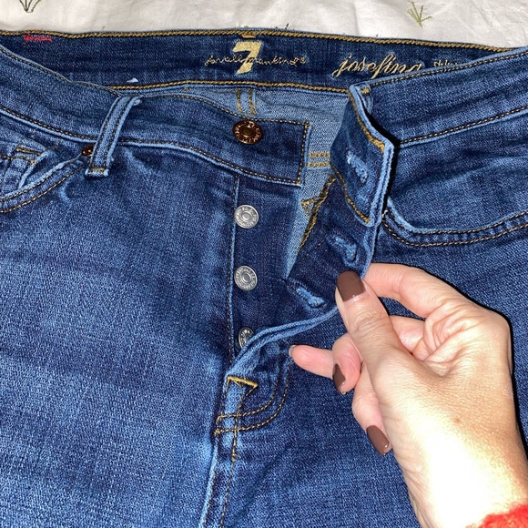 7 for All Mankind Josefiina Skinny Boyfriend Jean - Picture 6 of 7